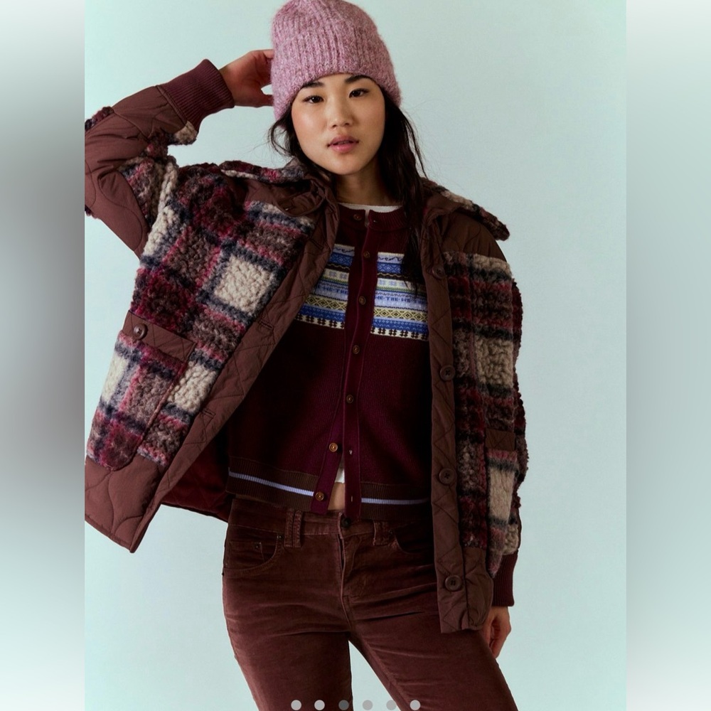 NWT!! We The Free Sana quilted bomber jacket. Size small color pomegranate combo
